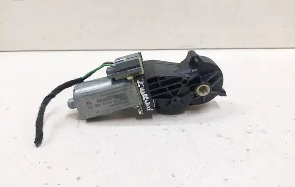 Mercedes-Benz R W251 Seat adjustment motor 0390203213 820648084