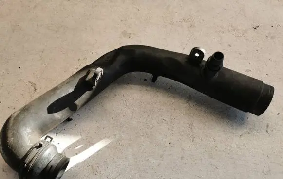 Audi A3 S3 A3 Sportback 8P Intercooler hose/pipe 1K0129654AA YKD446150602