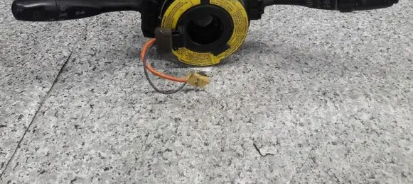 Mitsubishi Carisma Steering rack control module 