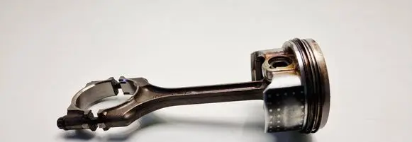 Honda Civic Piston with connecting rod 