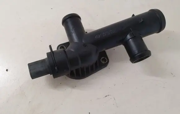 Volkswagen Crafter Engine coolant pipe/hose 03L121131P