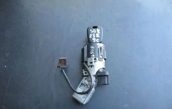 Peugeot 508 Ignition lock N0503823 9663123380