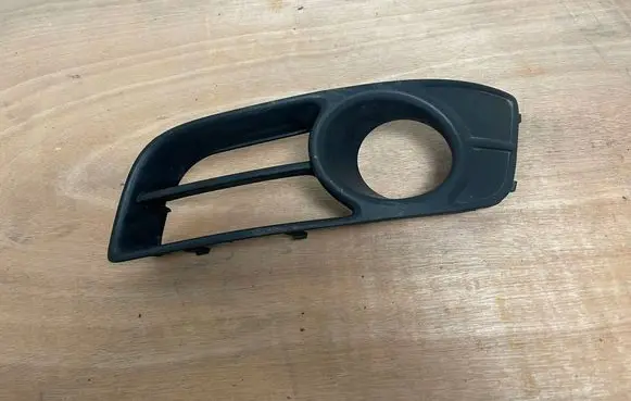 Toyota Corolla E120 E130 Front fog light trim/grill 5212802120TOYOTA