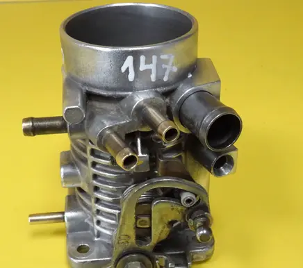 Opel Frontera B Throttle body valve 90352920 0280122001