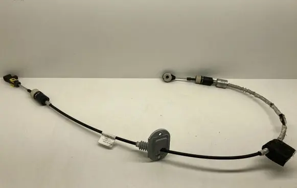 Volvo XC90 Gear shift cable linkage 31325795