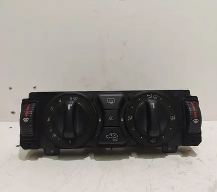 Mercedes-Benz CLK A208 C208 Climate control unit 2108302685