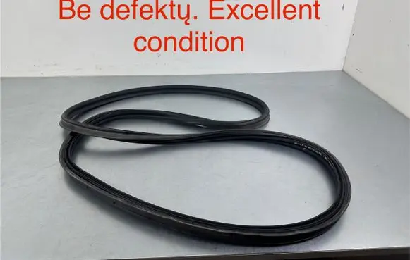 Trunk rubber seal (body)