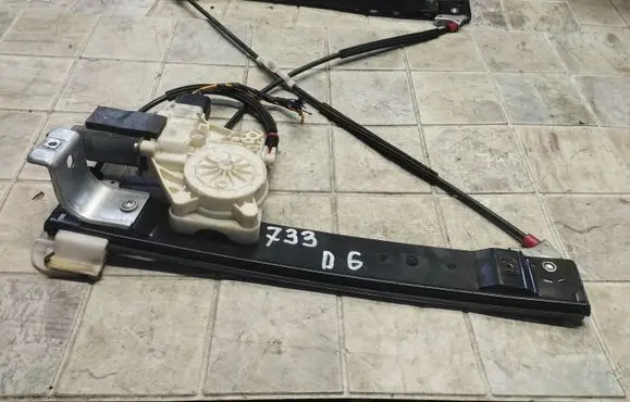 Ford S-MAX Rear door window regulator with motor 6M21U27000BR