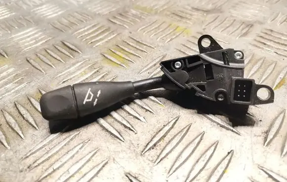 Mercedes-Benz E W211 Steering wheel adjustment handle/lever 