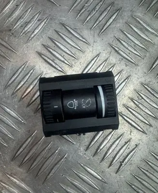 Skoda Octavia Mk2 (1Z) Headlight level height control switch 1Z081333 90880
