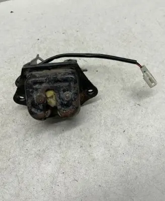 Nissan Almera Tino Tailgate/trunk/boot lock/catch/latch