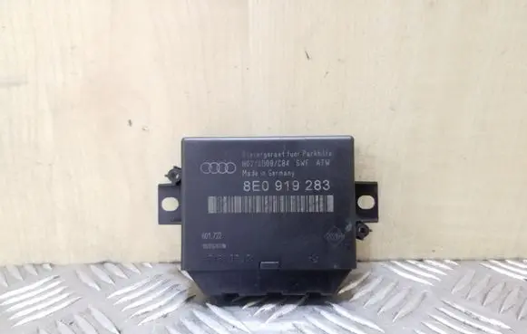 Audi A6 S6 C5 4B Parking PDC control unit/module 8EO919283