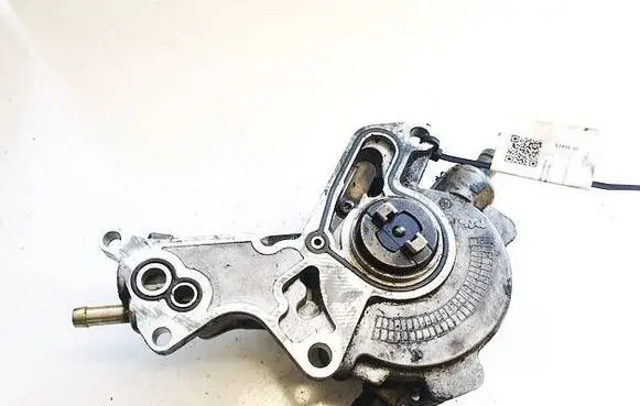 Volkswagen Bora Vacuum pump 038145209A