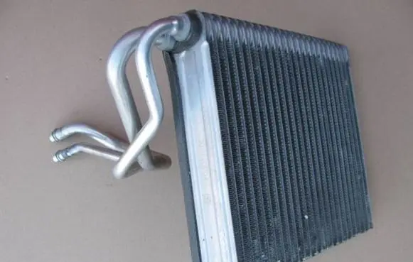 Alfa Romeo Giulietta Air conditioning (A/C) radiator (interior) 307110704