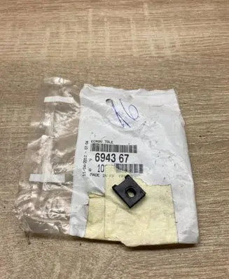 Peugeot 406 Other body part 694367 CARRIERSPEEDNUT