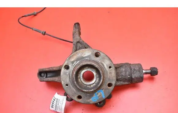 Peugeot 308 Front wheel hub spindle knuckle