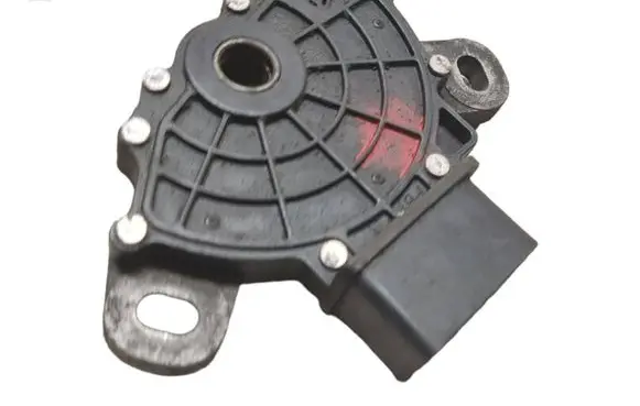 Volkswagen Touareg I Gear selector 