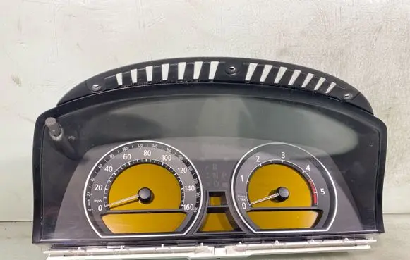 Speedometer (instrument cluster)