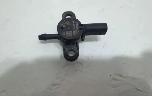 Land Rover Discovery Sport Airbag deployment crash/impact sensor FK7214B750AB