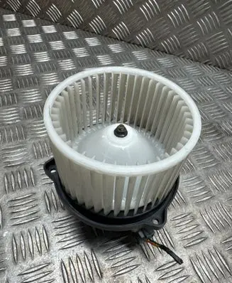 Hyundai Santa Fe Heater fan/blower 979452W000