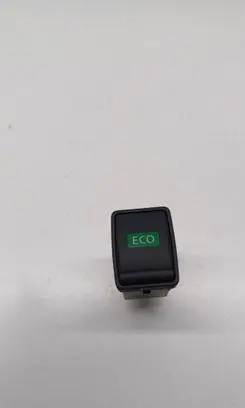 Nissan Qashqai Seat control switch 083491A 70327F 0422M
