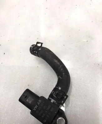 Skoda Karoq Exhaust gas pressure sensor 05l906051a