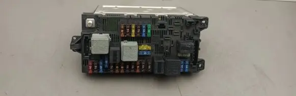 Mercedes-Benz E W211 Fuse module 211545380100 A22043080006