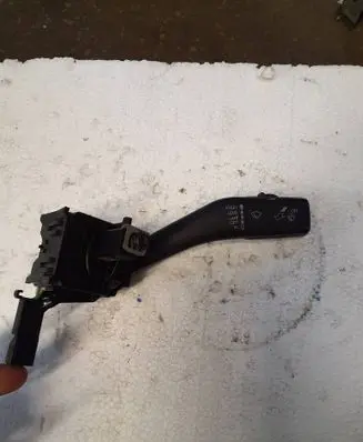 Volkswagen Caddy Wiper control stalk 1k0953519k Anp80h025c