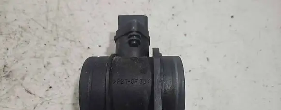 Volkswagen Polo Mass air flow meter 038906461B 0281002531