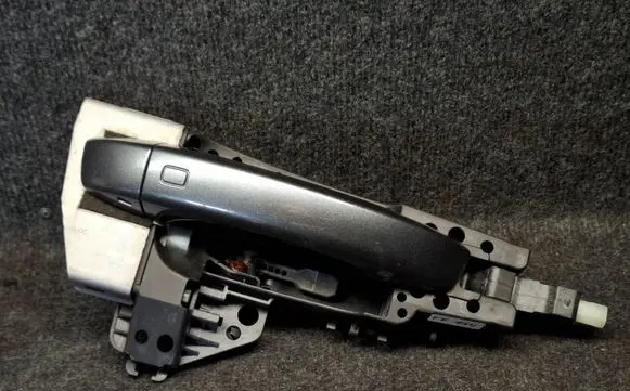 Audi Q7 4M Front door exterior handle 4M2837886A