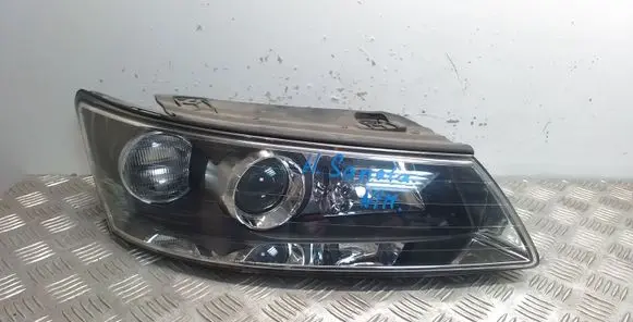 Hyundai Sonata Headlight/headlamp 1010103
