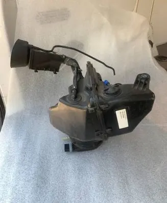 Volkswagen Caddy AdBlue liquid reservoir 2K5131877A