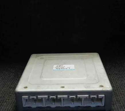 Mazda 6 Engine control unit/module E6T52472H2