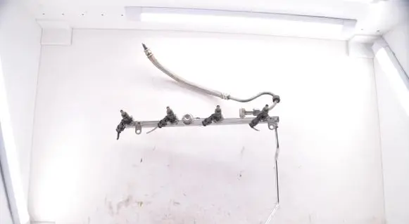 Mercedes-Benz GL X164 Fuel main line pipe A2720780092 A2720780249