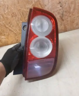 Nissan Micra Rear/tail lights E22037