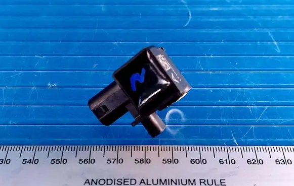 Ford Fiesta Airbag deployment crash/impact sensor GN1514B006 GN1514B006AA