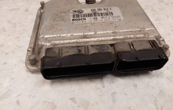 Volkswagen Golf IV Engine control unit/module 038906012K 0281010111