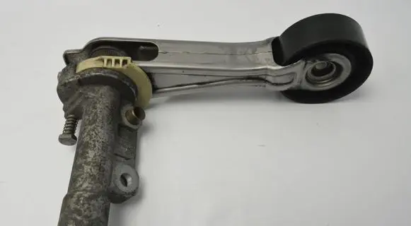 Peugeot 308 Timing belt/chain tensioner 75343988009
