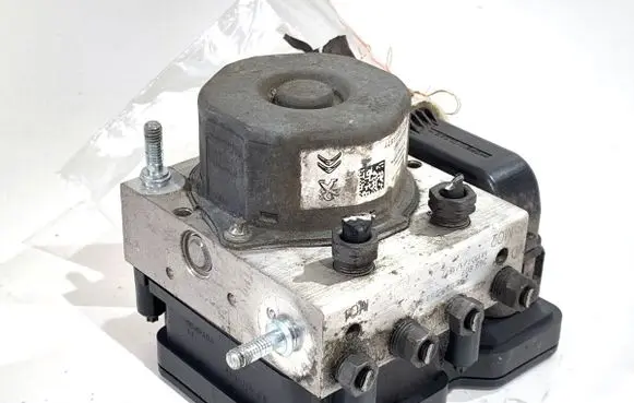 Peugeot 308 SW ABS Pump 9805825380