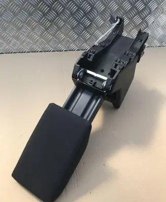 Volkswagen Polo VI Armrest 