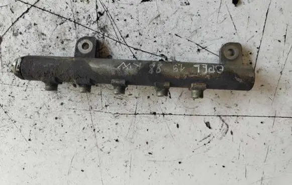 Opel Zafira B Fuel main line pipe 0445214095 55197370
