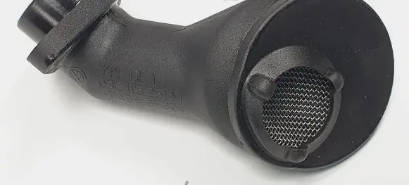 Volkswagen PASSAT B6 Oil pump 03C115251M