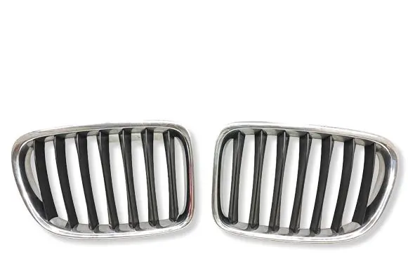 BMW X1 E84 Front grill GRLNRKBMX1