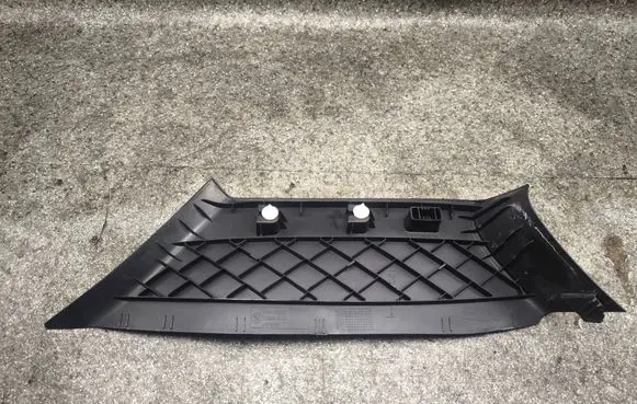 BMW 1 E81 E87 (C) pillar trim 7072018 11242010