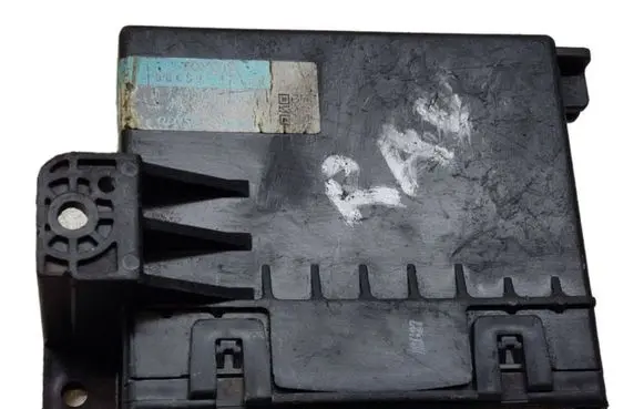 Toyota RAV 4 (XA30) Comfort/convenience module 8865042230 1776002672