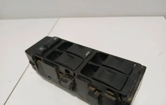 Jeep Grand Cherokee (WK) Electric window control switch 56040538AF 43165A