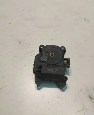 Mitsubishi Colt Air flap motor/actuator AE0637008320