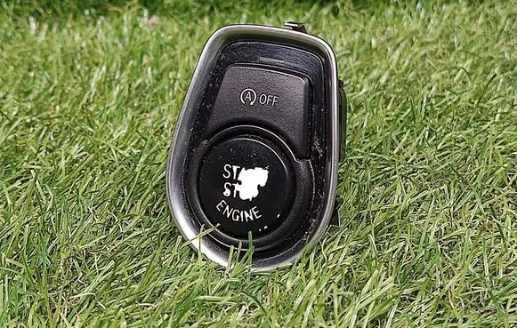 BMW 3 F30 F35 F31 Engine start stop button switch 9250734 925073402