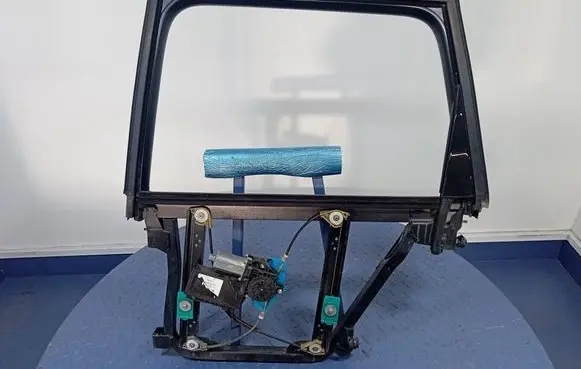 Porsche Cayenne (9PA) Rear door window regulator with motor 0130821765