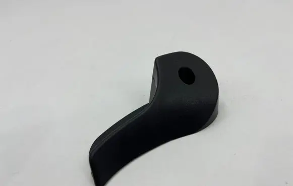 Engine bonnet (hood) release handle